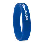 Pulsera de silicona personalizada color Azul cuarta vista con logo
