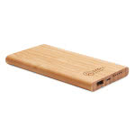 Power bank inalámbrico de bambú 6000mAh color madera cuarta vista con logo