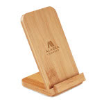 Cargador inalámbrico vertical de bambú color madera cuarta vista con logo