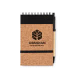 Libreta bolsillo papel reciclado y boli color negro cuarta vista con logo