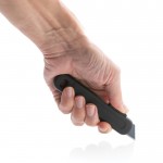 Cutter para cajas color negro cuarta vista