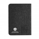 Porta pasaporte rastreable con localización Find My de Apple color negro quinta vista