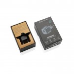 Cargador doble de plástico reciclado con enchufe europeo 20W color negro vista con caja