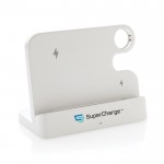 Soporte de carga de plástico reciclado inalámbrico para 3 dispositivos color blanco vista con logo
