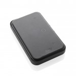 Estuche de viaje con materiales reciclados con carga 3 en 1 color negro quinta vista