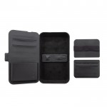 Estuche de viaje con materiales reciclados con carga 3 en 1 color negro séptima vista