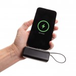 Batería externa con conector lightning y diversos puertos 3.000 mAh color negro séptima vista