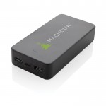 Batería externa ecológica de 20.000 mAh con 3 puertos de carga color negro vista con logo
