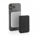 Powerbank inalámbrico magnético plástico reciclado 5.000 mAh color negro vista general