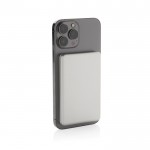 Powerbank con carga inalámbrica magnética indicador 5.000 mAh color plateado sexta vista