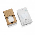 Powerbank de plástico reciclado con indicador de carga 20W color blanco vista con caja