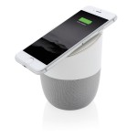 Altavoces con soporte personalizados