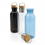 Botella de plástico reciclado tapón de bambú color transparente vista general