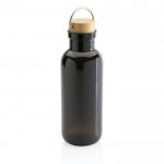 Botella de plástico reciclado tapón de bambú color negro cuarta vista