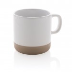 Taza de cerámica esmaltada en dos colores color blanco