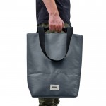 Bolsa térmica impermeable con compartimento dividido Black+Blum 16L color gris sexta vista