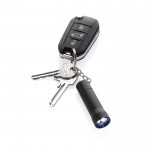 Llavero linterna de aluminio reciclado con LED y 15 lúmenes color negro quinta vista