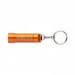 Llavero linterna de aluminio reciclado con LED y 15 lúmenes color naranja tercera vista