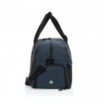 Bolsa de viaje de RPET con diseño espacioso y bolsillo frontal color azul tercera vista
