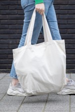 Bolsa de 240 g/m2 de lona reciclada con bolsillo color blanco roto vista de ambiente