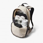 Mochila de RPET multiusos con funda interna 20L Bellroy color beige tercera vista