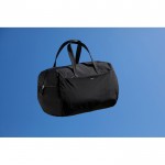 Bolsa de viaje de lona de RPET con capacidad 30L Bellroy color negro vista de ambiente