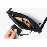 Bolsa bandolera espaciosa de RPET con asa ajustable 3,5L Bellroy color negro quinta vista