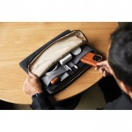 Funda de RPET impermeable con acolchado de espuma PC 16” Bellroy color negro