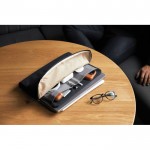 Funda de RPET impermeable con acolchado de espuma PC 16” Bellroy color negro