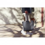 Bolsa tote con bolsillos interiores y capacidad de 15L Bellroy color negro
