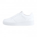 Zapatillas blancas unisex estilo casual vista quinta