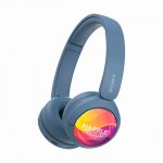 Auriculares Sony WH-CH520 elegantes con conexión inalámbrica color azul vista ángulo frontal derecho