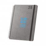 Agenda de cuero reciclado con anillas y planificación semanal B5 vista principal