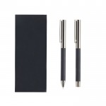 Roller y bolígrafo de metal y carbono estilo moderno tinta azul vista principal