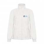 Chaqueta de poliéster para mujer impermeable y cortaviento B&C vista principal