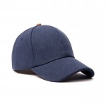 Gorra elegante de algodón reciclado con detalles de cuero sintético color azul marino