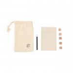 Juego de dados Yacht en madera de pino con bloc, bolígrafo y bolsa color marrón