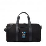 Bolsa de viaje de poliéster reciclado con bolsillo interior color negro vista de impresión