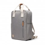 Mochila de viaje ecológica con compartimento lateral para botella color gris
