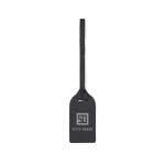 Etiqueta identificativa de poliéster reciclado ideal para viajar color negro vista con logo