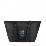 Bolsa de fin de semana de poliéster reciclado con funda para carro color negro vista de impresión
