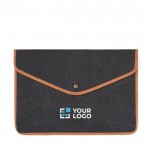 Funda para portátil de lona reciclada con bordes de color 16” color azul marino vista de impresión
