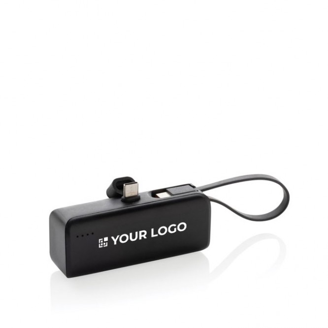 Powerbank portátil de plástico reciclado con cable tipo asa 3.000 mAh