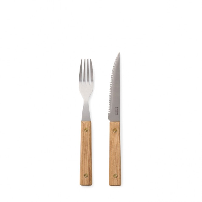 Set de cubiertos de acero inoxidable de 8 piezas para barbacoa