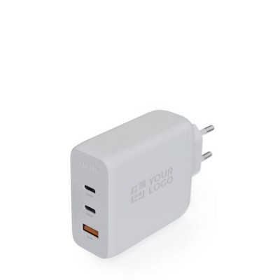 Enchufe cargador de plástico reciclado con 3 puertos 100W