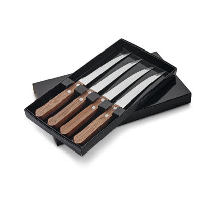 Set de cuchillos en caja de presentación color marfil