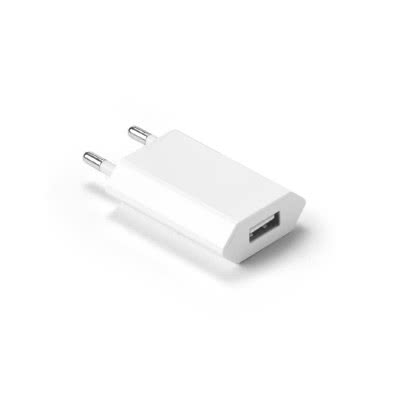 Enchufe cargador con puerto USB color blanco