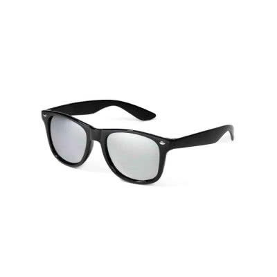 Gafas de sol con lentes de espejo color negro