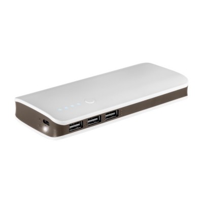 Batería externa con varias salidas USB