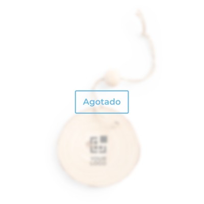 Adorno de navidad de madera vista principal - agotado